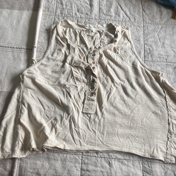 We the free natural tank size medium - Picture 3 of 6